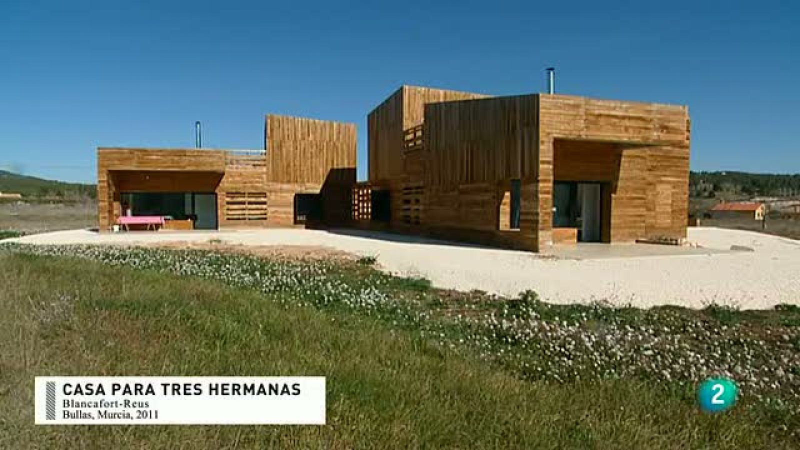 La Aventura del Saber. Casa para tres hermanas