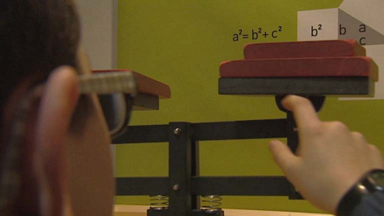 El primer museo dedicado a las matemáticas abre sus puertas, en Cornellá