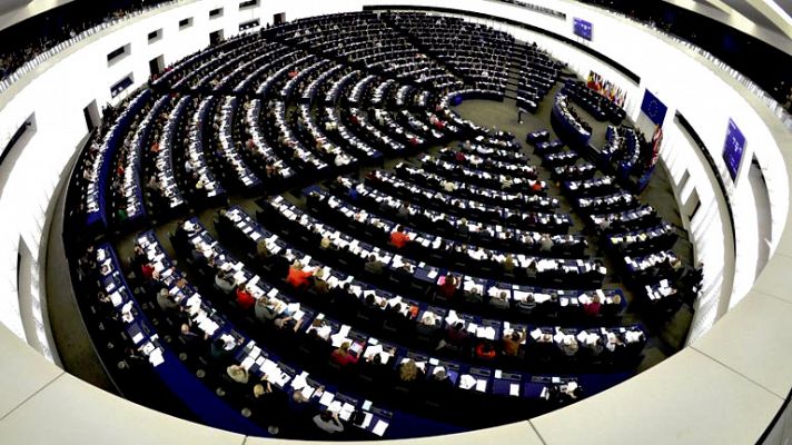 Informativo 24h - La Eurocámara critica el funcionamiento de la troika