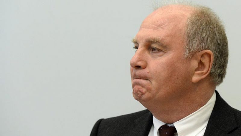 Condenan a Hoeness, presidente del Bayern, por fraude fiscal