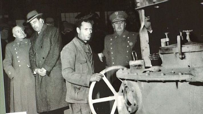 Universo UNED - Historia de España en negativo