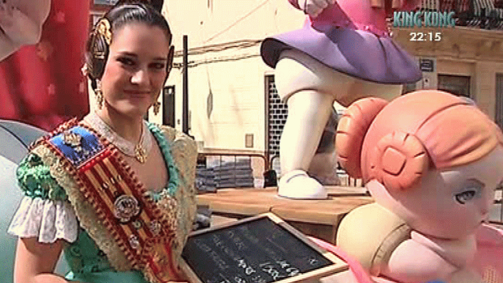 España Directo- ¿Cuánto cuesta ser fallera?