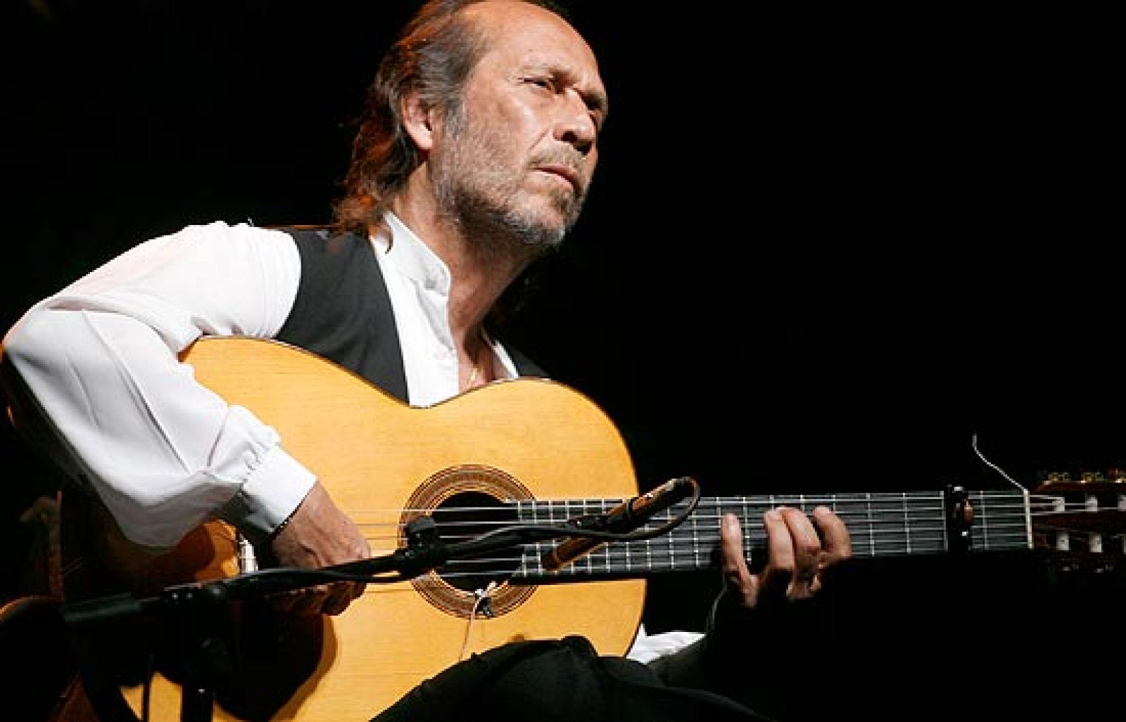 Eligen las 100 mejores canciones de  guitarra de la historia