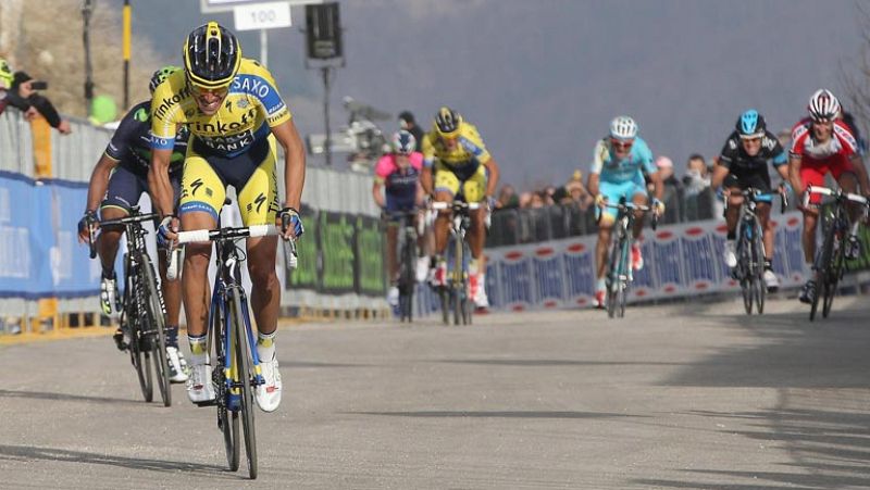 Contador estrena éxito en la temporada 