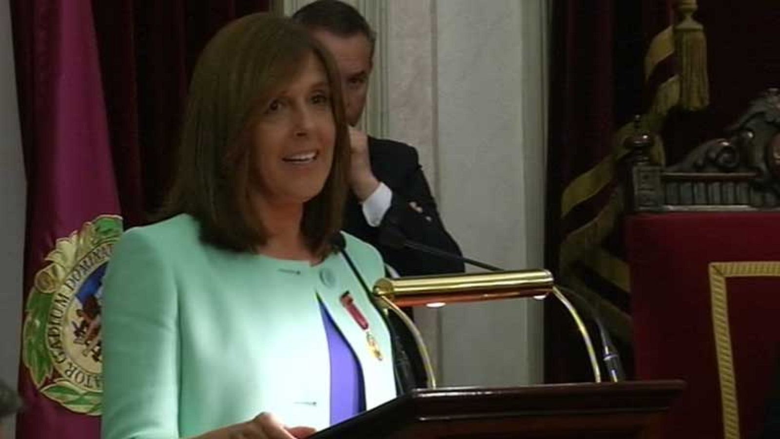 Ana Blanco recibe el premio Emilio Castelar en reconocimiento a su eficacia comunicativa