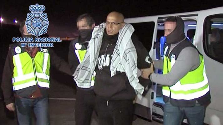 Telediario 1 - Zouhier, libre y expulsado de España