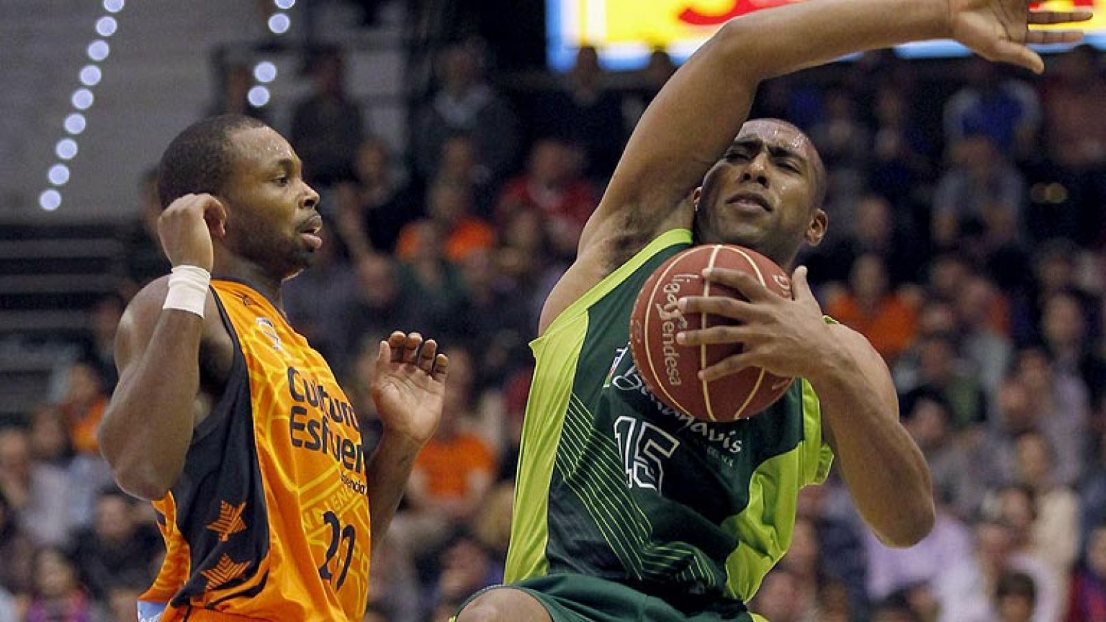 Valencia Basket 91 - Unicaja 83