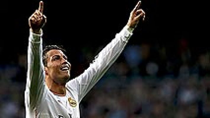 Telediario 1 - Cristiano Ronaldo tiene entre ceja y ceja igualar el récord anotador de Puskas