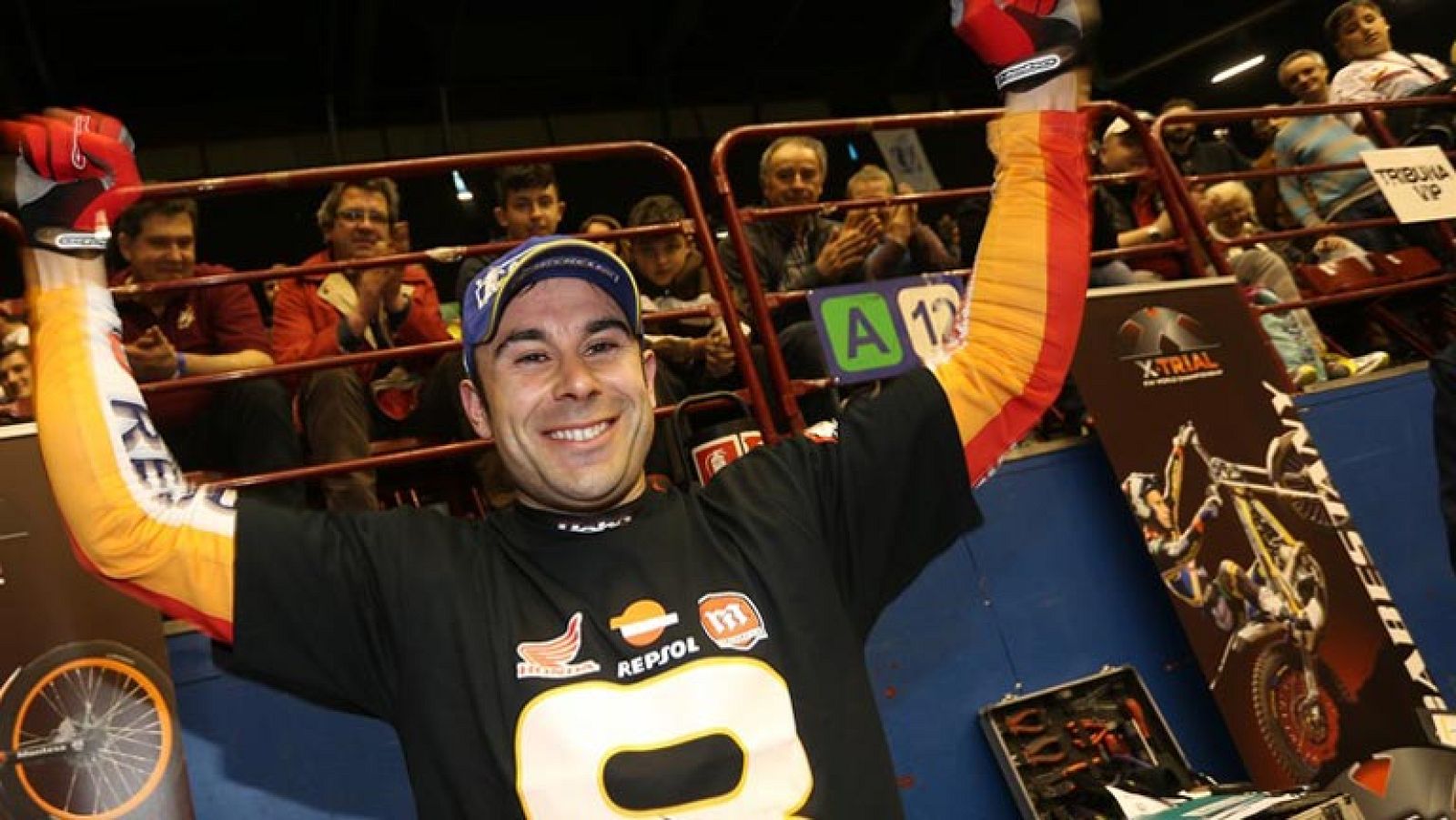 Telediario 1: Toni Bou, coleccionista de Mundiales de trial | RTVE Play