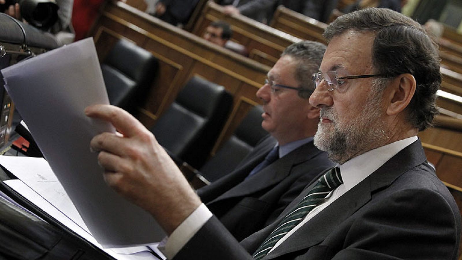 Informativo 24h: Bosch reta a Rajoy a que convoque una consulta en España sobre la independencia de Cataluña | RTVE Play