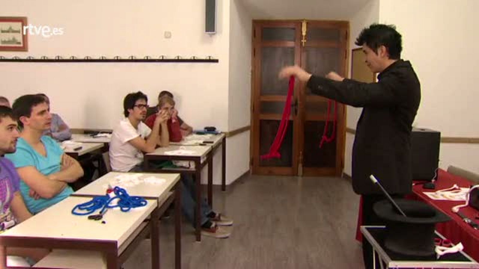 Mad Martin, profesor de magia de salón