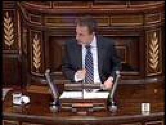 Zapatero anuncia medidas contra la crisis