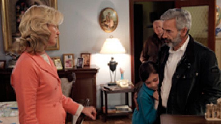 Cuéntame cómo pasó - Merche echa la llave a Antonio