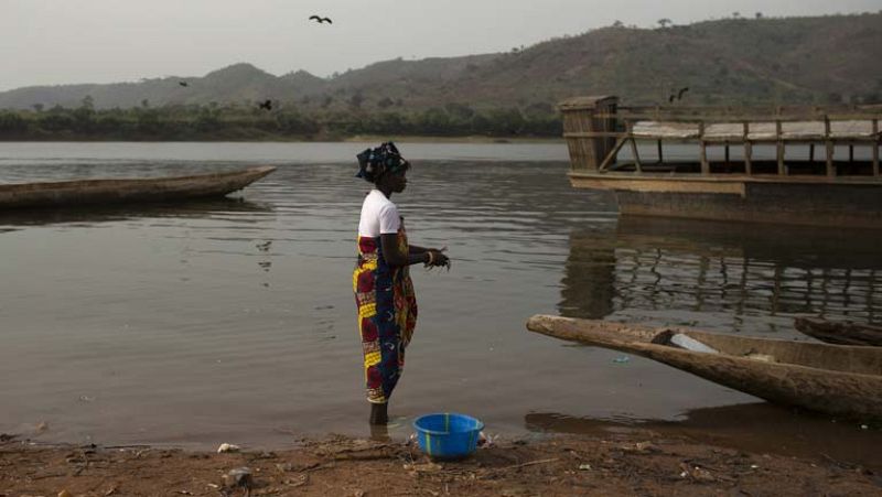En Burundi, tras años de guerra, siete de cada diez habitantes no tienen agua potable 