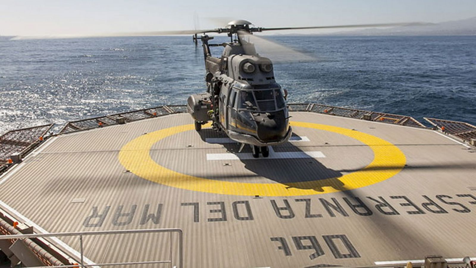 Continúa la búsqueda de los militares desaparecidos tras un accidente de helicóptero en Canarias 