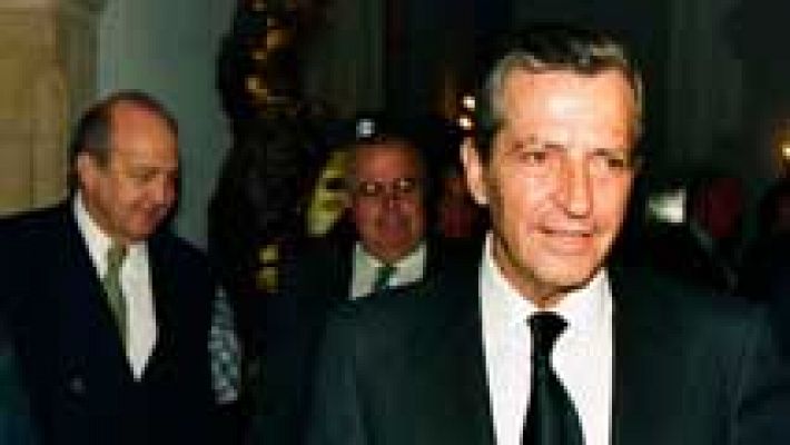 Los españoles recuerdan la figura de Adolfo Suárez