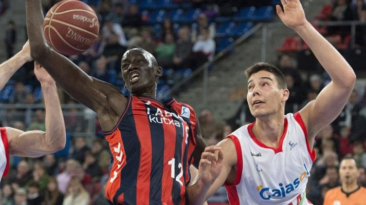 Baloncesto en RTVE - Laboral Kutxa 101 - Cajasol 65