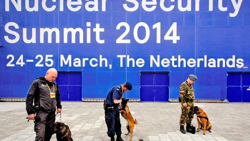 Medio centenar de jefes de Estado y Gobierno, reunidos en La Haya para debatir sobre seguridad nuclear