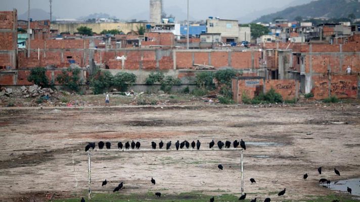Telediario 1 - Canción protesta contra el Mundial en Brasil
