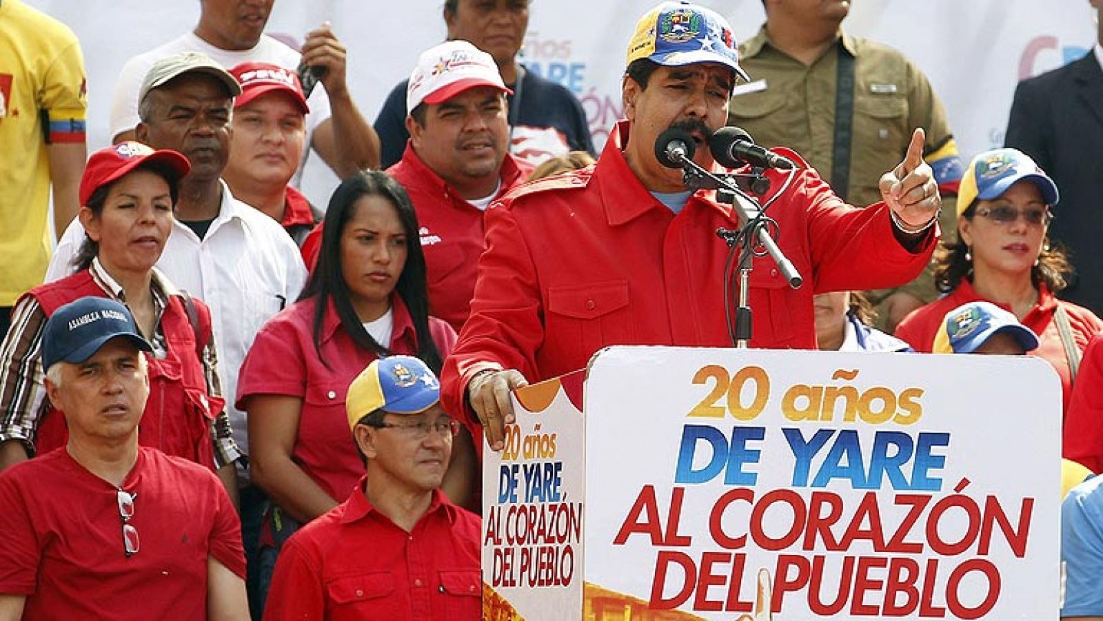 Telediario 1: Oposición y gobierno llaman al diálogo en Venezuela | RTVE Play