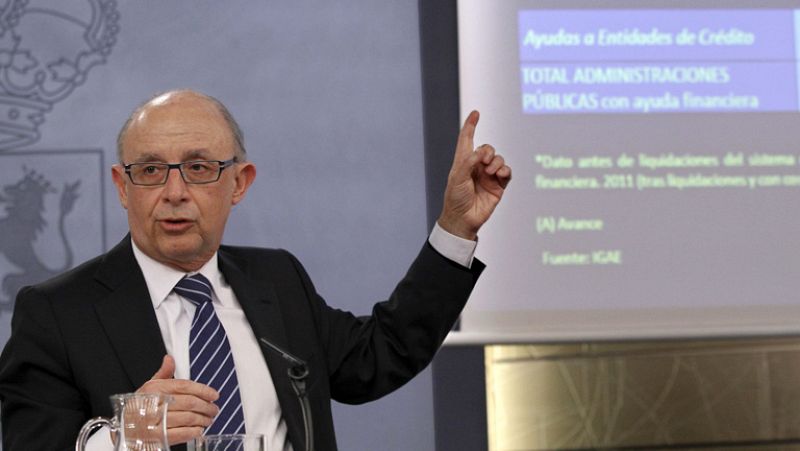 Cristóbal Montoro presenta al consejo de Ministros los datos de déficit de las administraciones públicas en 2013 