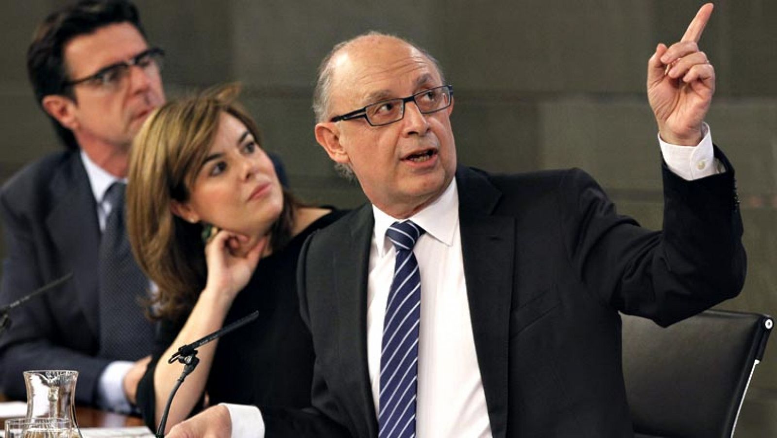 Informativo 24h: Montoro defiende el rescate de las autopistas | RTVE Play