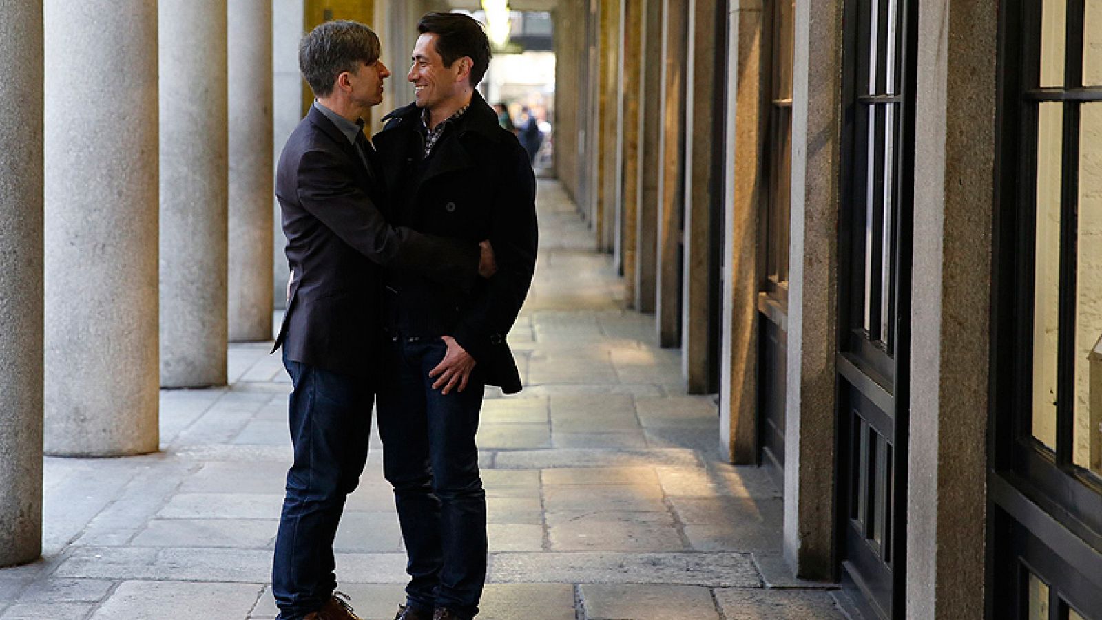 Este sábado entra en vigor de ley del matrimonio homosexual en Reino Unido y Gales | Ver