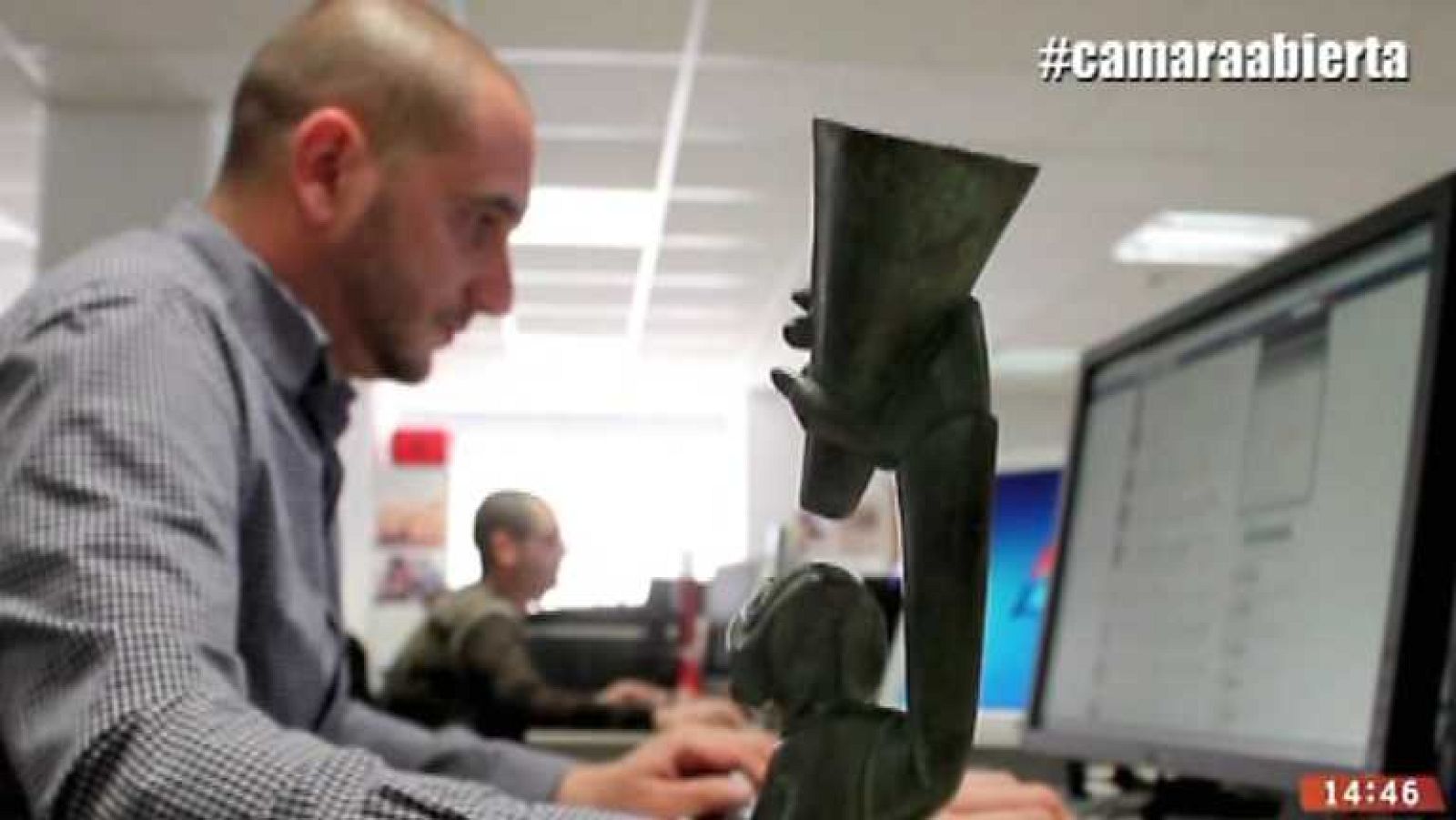 Cámara abierta 2.0 - Premios 20Blogs, los links de América Valenzuela, Pintafun y Pepe Viyuela en 1minutoCOM - 29/03/14 - ver ahora