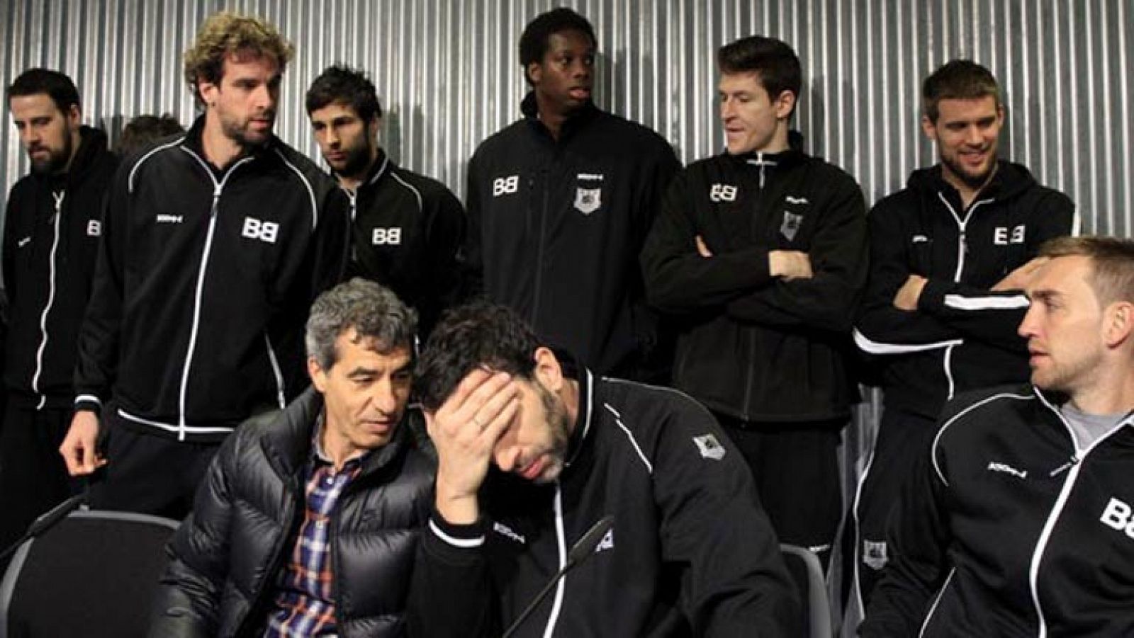 Telediario 1: El Bilbao Basket desconvoca la huelga y jugará en el Palau | RTVE Play