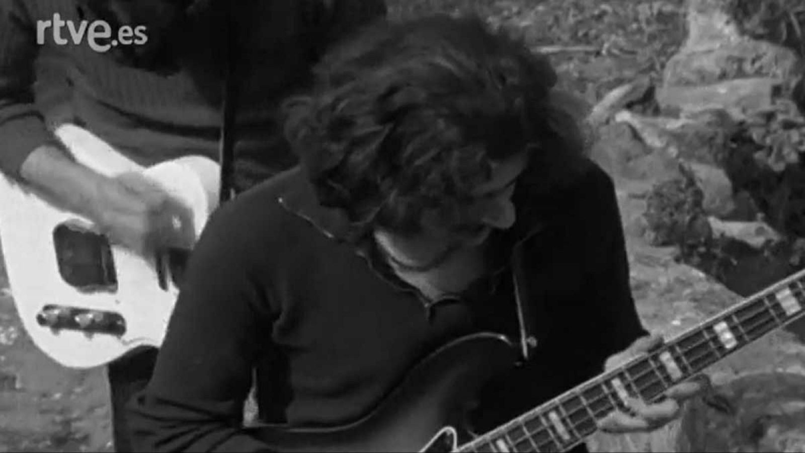 Tele Club - Campo Pop - Moya