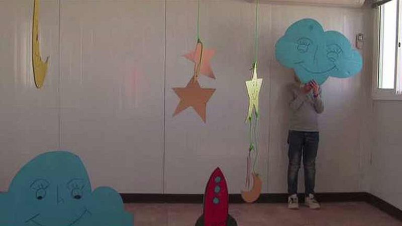  Esta niña siria forma parte de una iniciativa de Unicef para que los menores refugiados expresen sus emociones. En vídeos de un minuto los niños se atreven a soñar, a crear, a mirar al futuro con optimismo. 