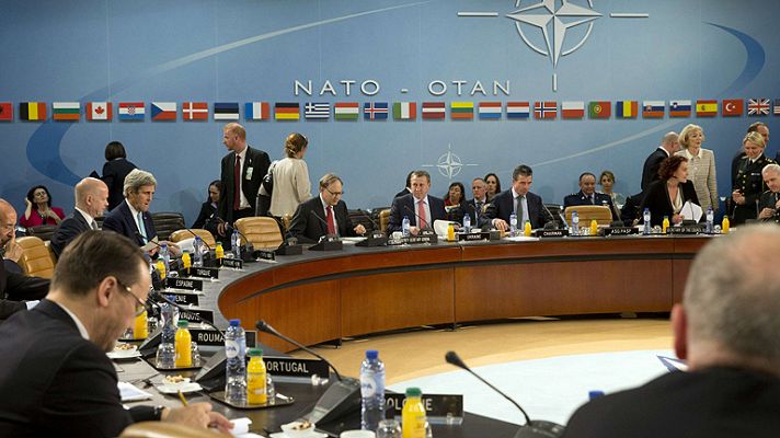La OTAN suspende toda la cooperación con Moscú y niega la retirada de tropas rusas de Ucrania