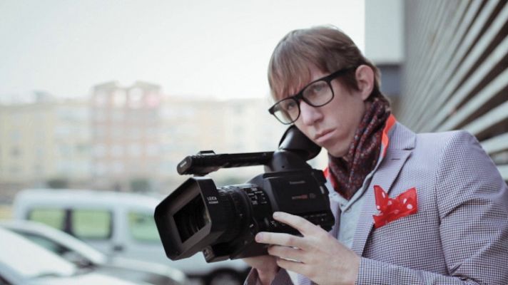 Alaska y Coronas - "La tristeza de Kevin Brownie"