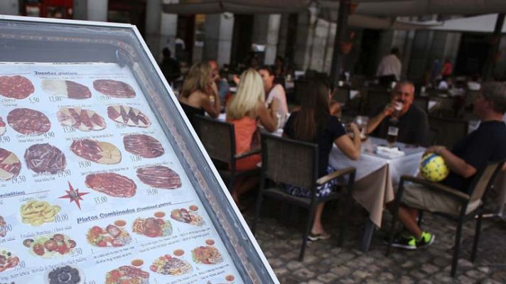 Telediario 1 - Baja el paro en el sector servicios