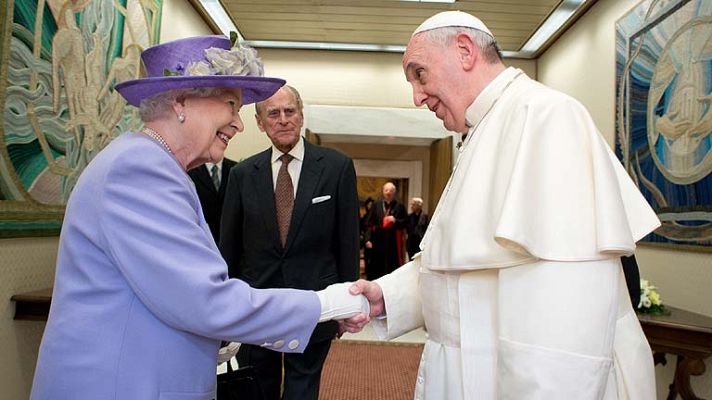 La tarde en 24h - El papa Francisco recibe a Isabel II