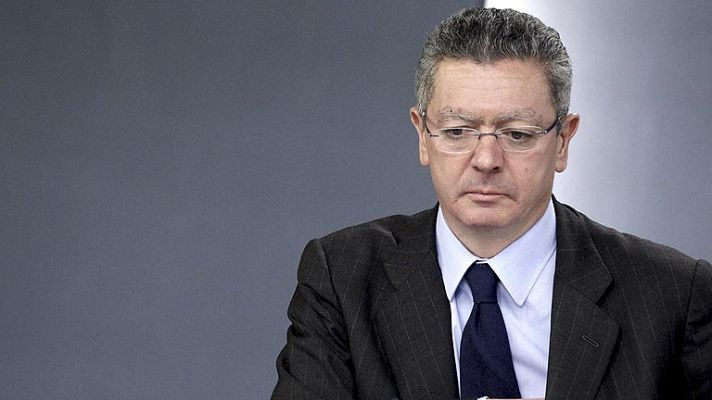 Telediario 1 - Reina y principes, aforados