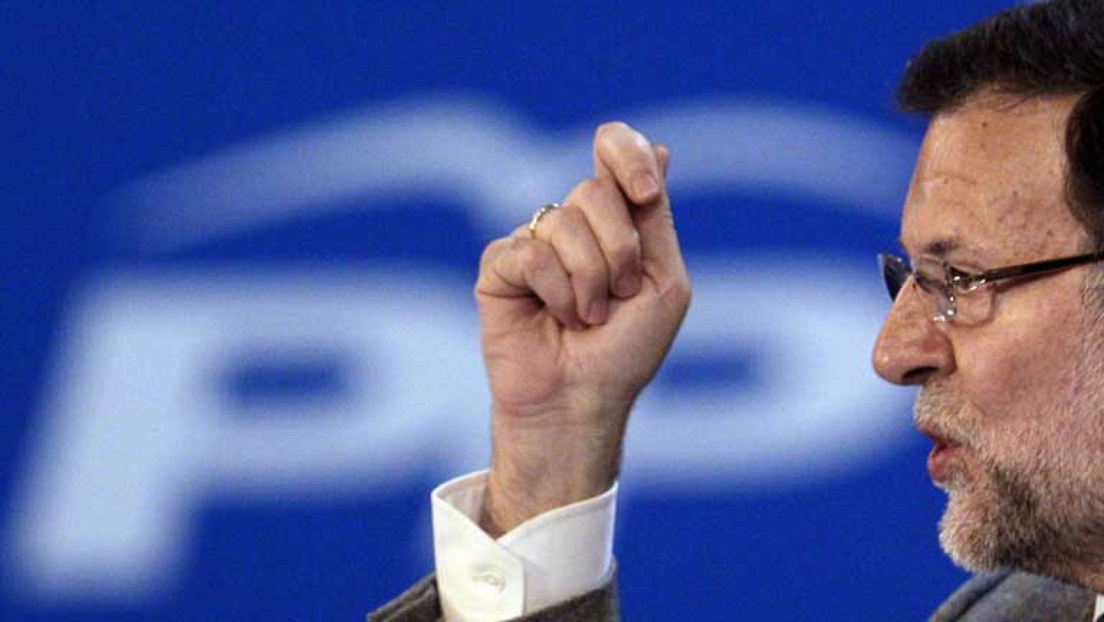 A falta de candidato europeo, Rajoy centra su mensaje en la recuperación económica