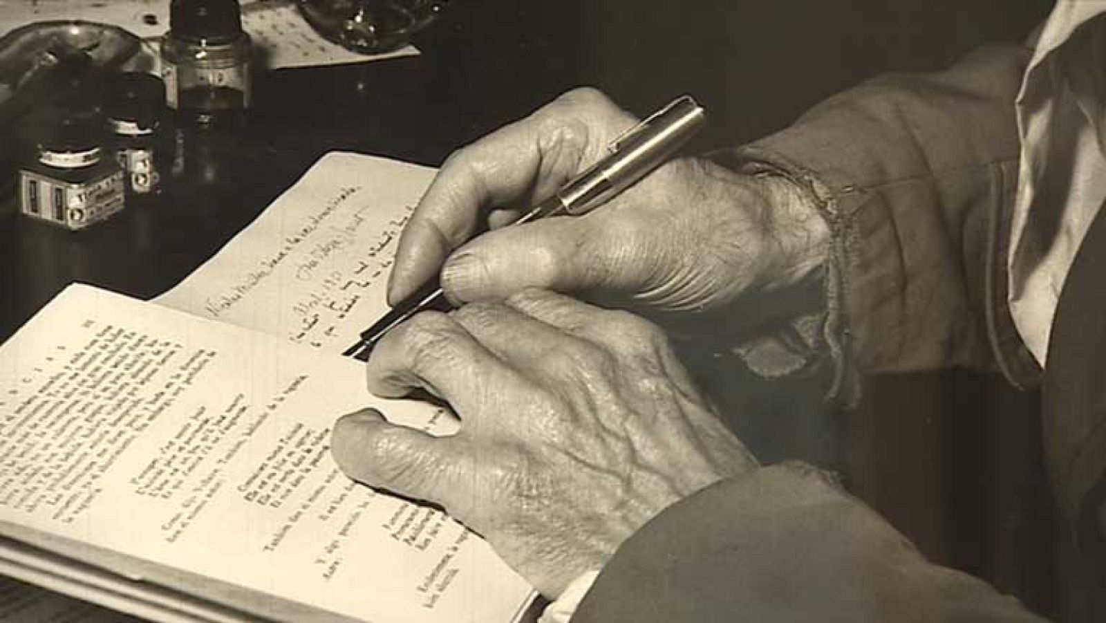 "De imágenes, libros y lecturas", una exposición con obras de los mejores fotógrafos españoles