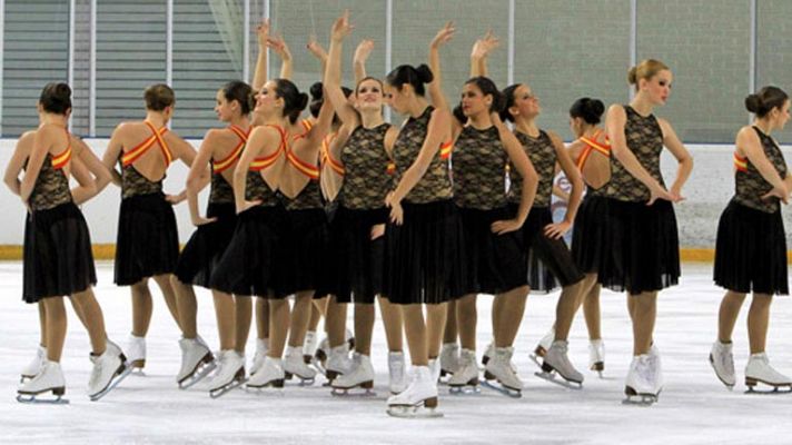 Telediario 1 - España debuta en el Mundial de patinaje sincronizado sobre hielo