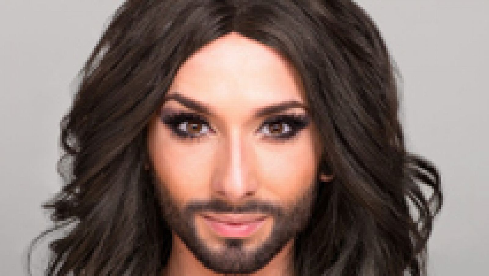 Eurovisión 2014 - Austria: Conchita Wurst canta "Rise like a phoenix" 