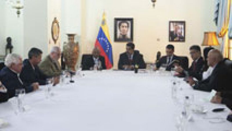 El Gobierno y la oposición de Venezuela acuerdan iniciar un proceso de diálogo sobre la crisis política que vive el país 