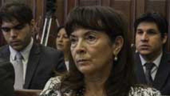 Telediario 1 - Condenan a los secuestradores de una argentina desaparecida