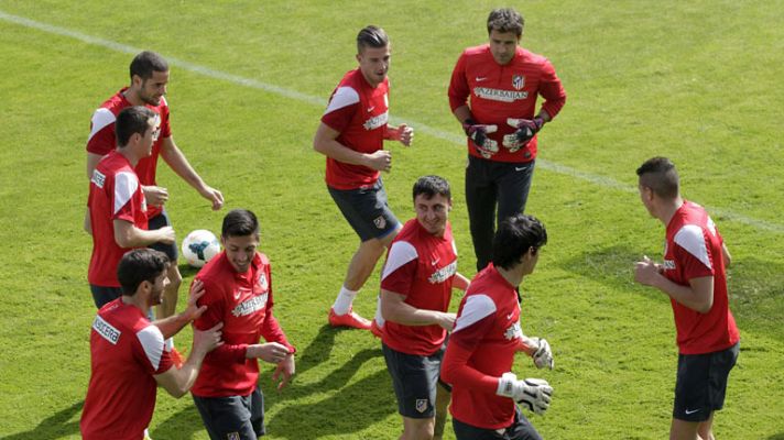 Telediario 1 - El Atlético ya prepara la Liga tras la victoria ante el Barça