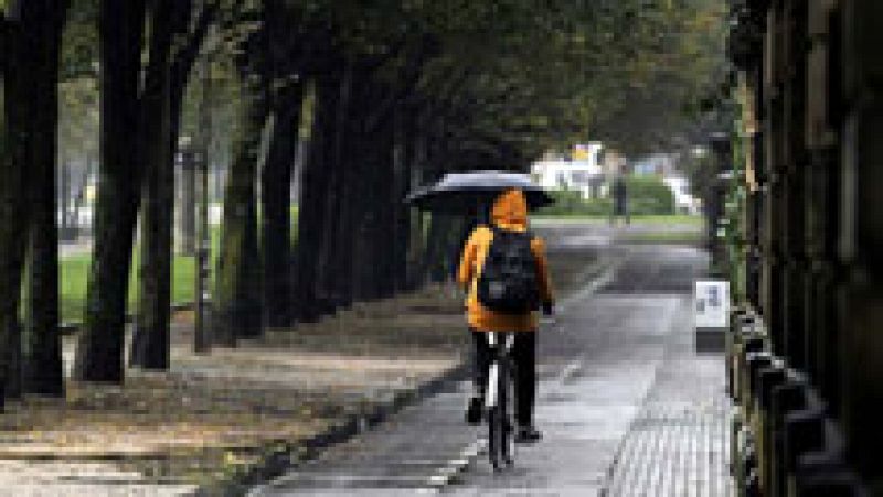 Lluvia y tormentas fuertes en Castilla-La Mancha y viento en Canarias