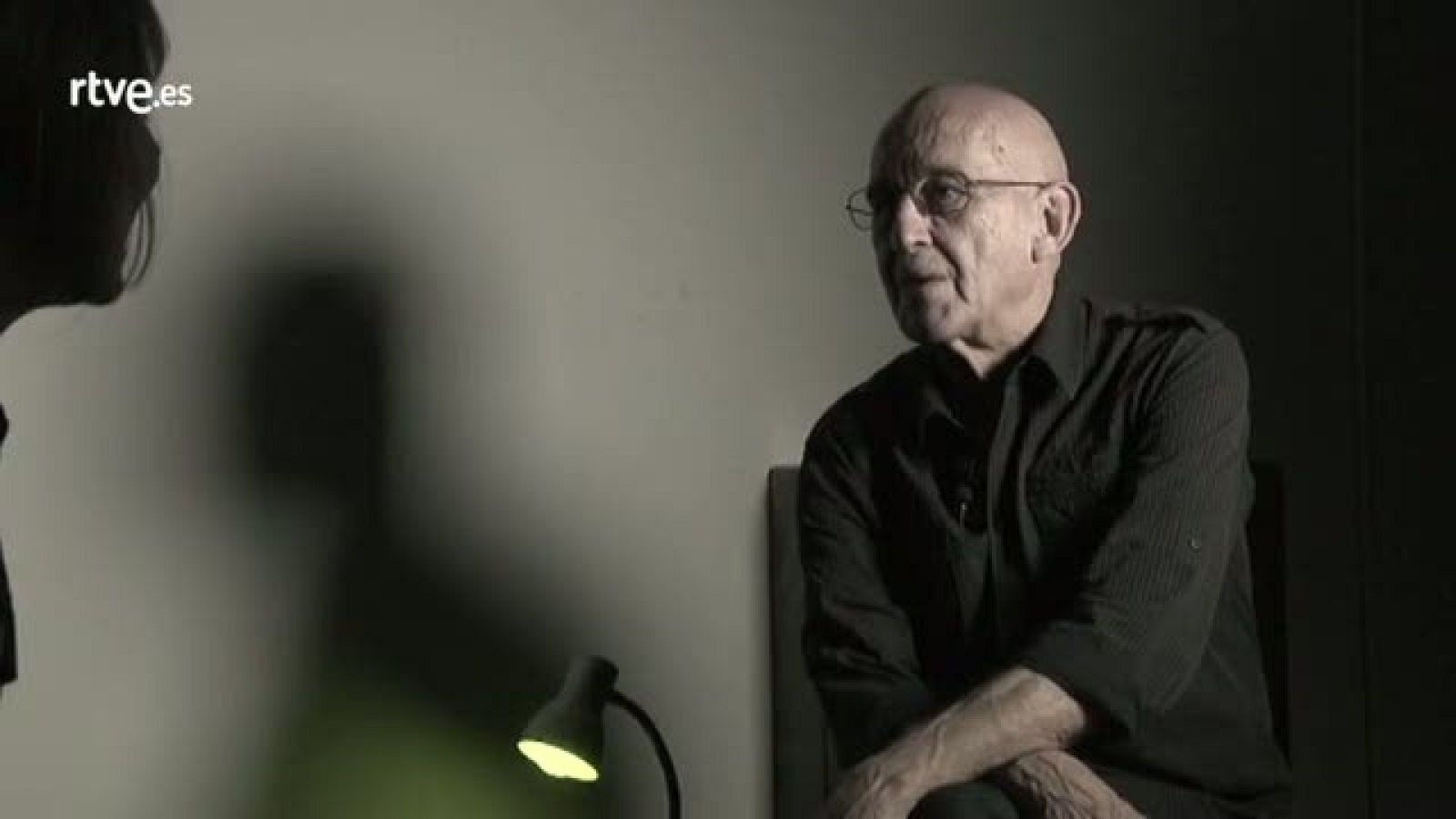 Atención obras - Entrevista a Sanchis Sinisterra