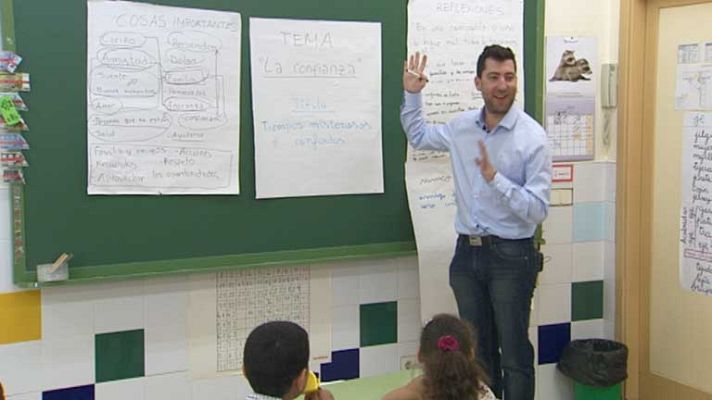 Telediario 1 - La música, vehículo de aprendizaje