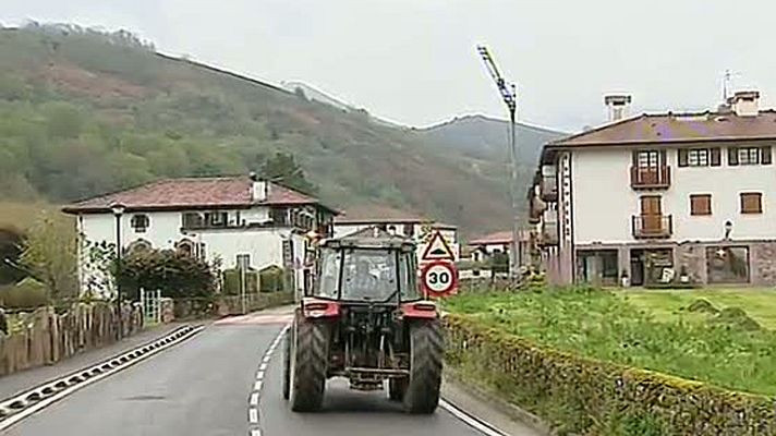 Telediario 1 - Navarra, destino preferido para el turismo rural en Semana S