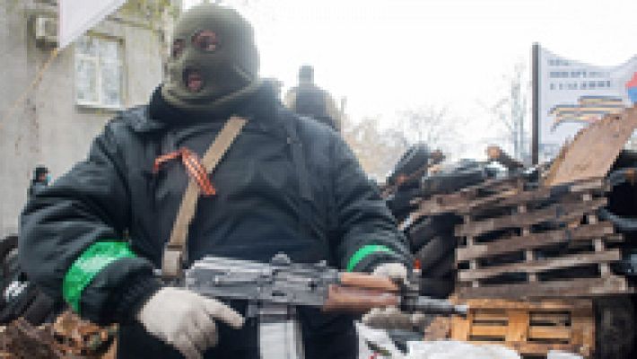 Ucrania combate a los prorrusos en Slaviansk