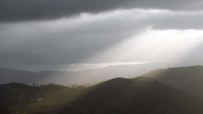 El tiempo - Posibilidad de chubascos y tormentas en la mitad oeste peninsular