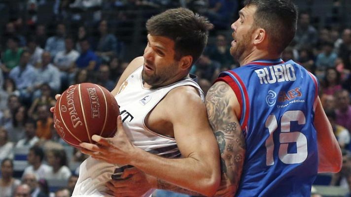 Baloncesto en RTVE - Tuenti Móvil Estudiantes 64 - Real Madrid 71